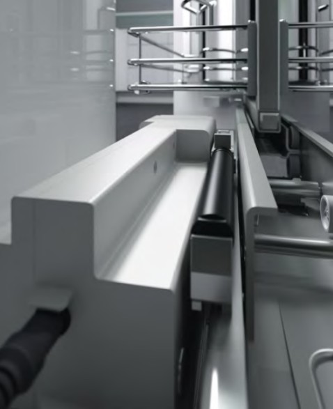 hsa_03 Elektrischer Antrieb für Hochschrankauszug HSA