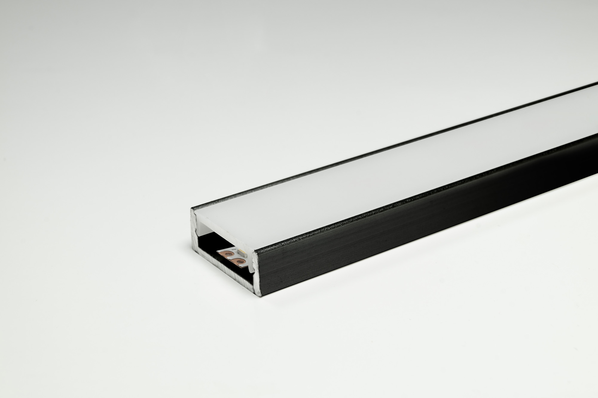 PIC_2000504_Profil_Paris-schwarz Paris Schwarz (Artikelnummer 2000504) + Abdeckprofil (gefrostet) (Artikelnummer 2000478)