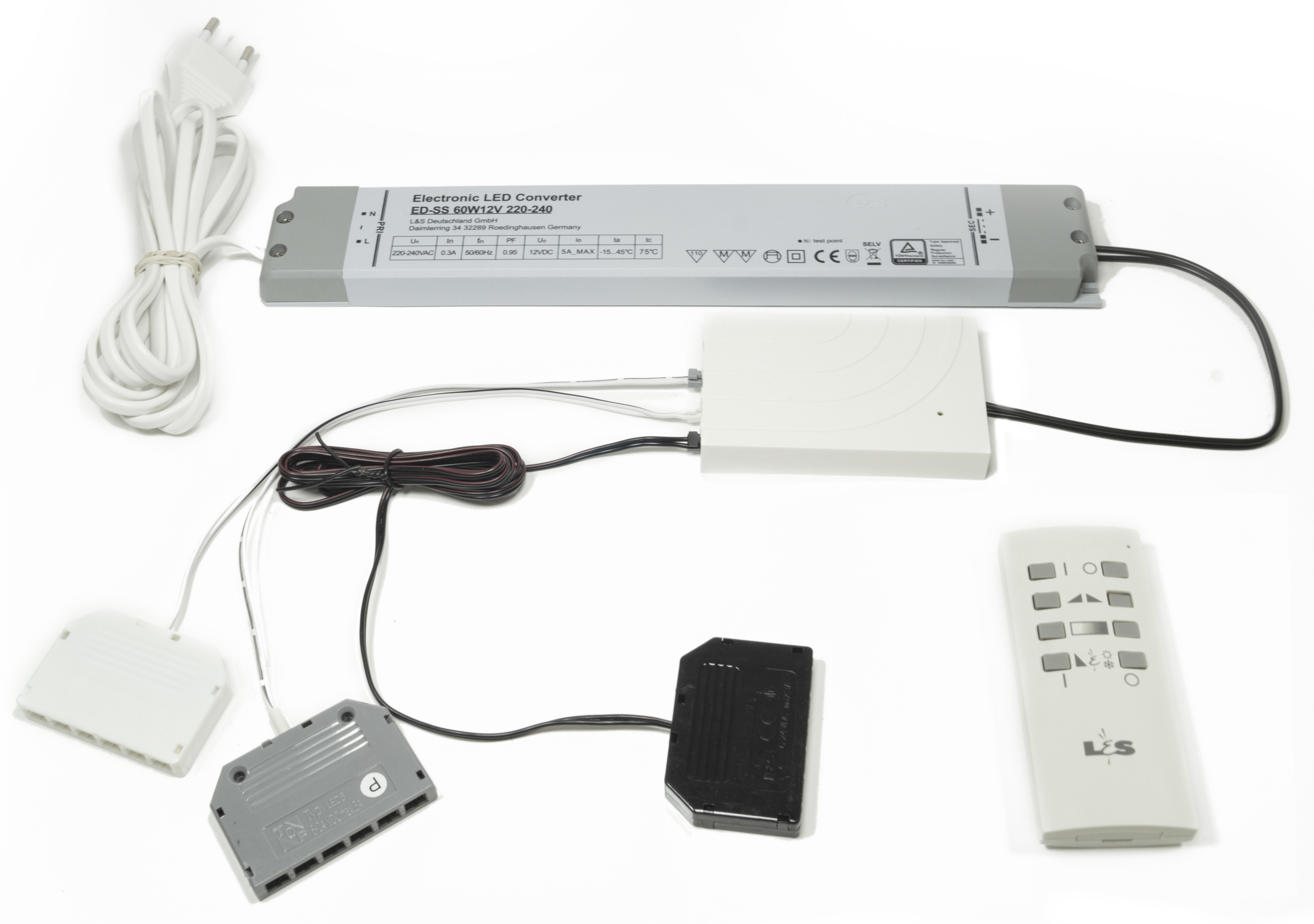 2000006_RGB-Steuerung_12V_60W_3x6-fachVerteiler RGB-Steuerung für Moonlight RGB