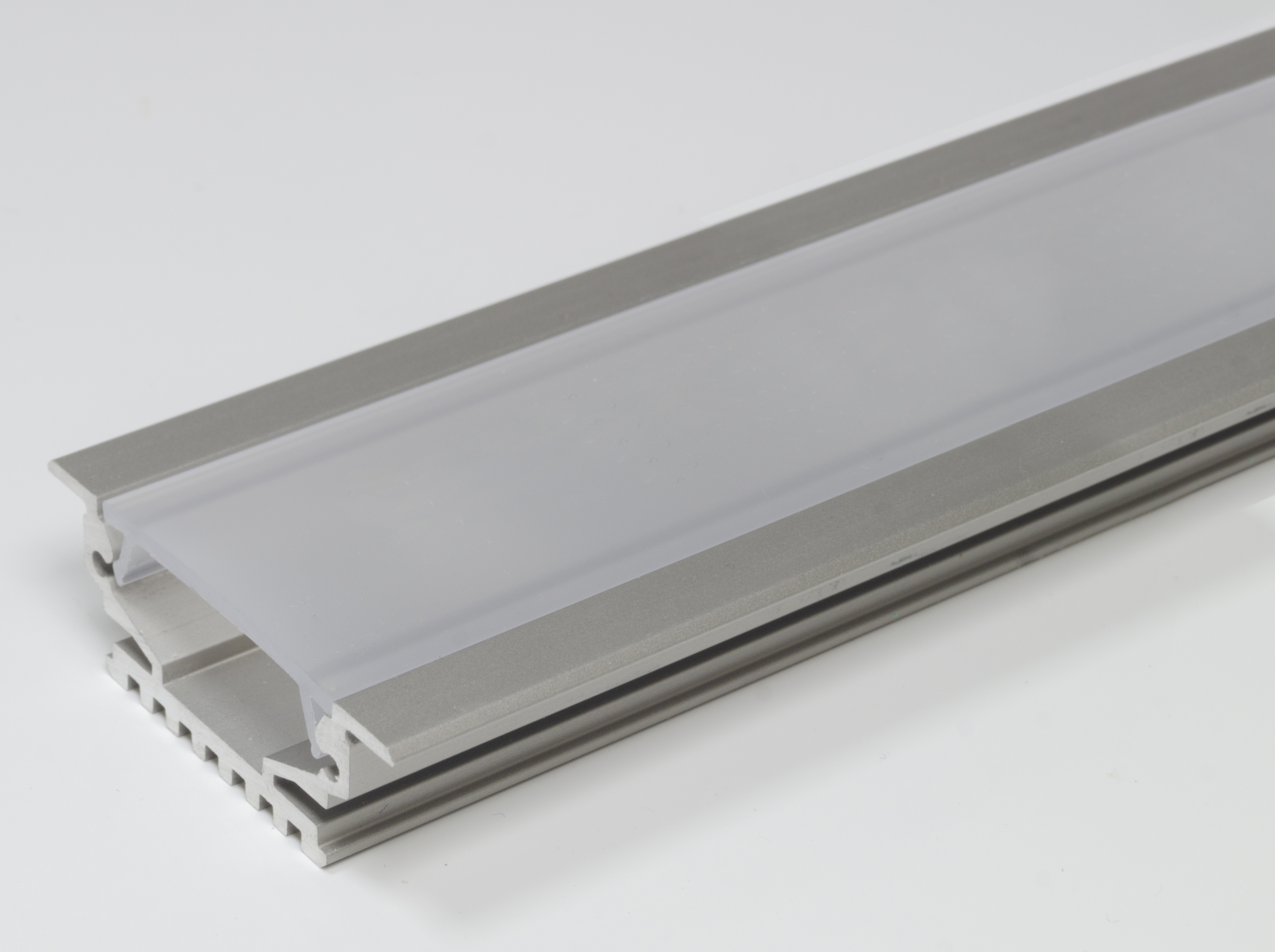 2000354_Profil_Manila_Plus_Einbau Manila Plus Einbau (Artikelnummer 2000350) + Abdeckprofil (Artikelnummer 2000351)