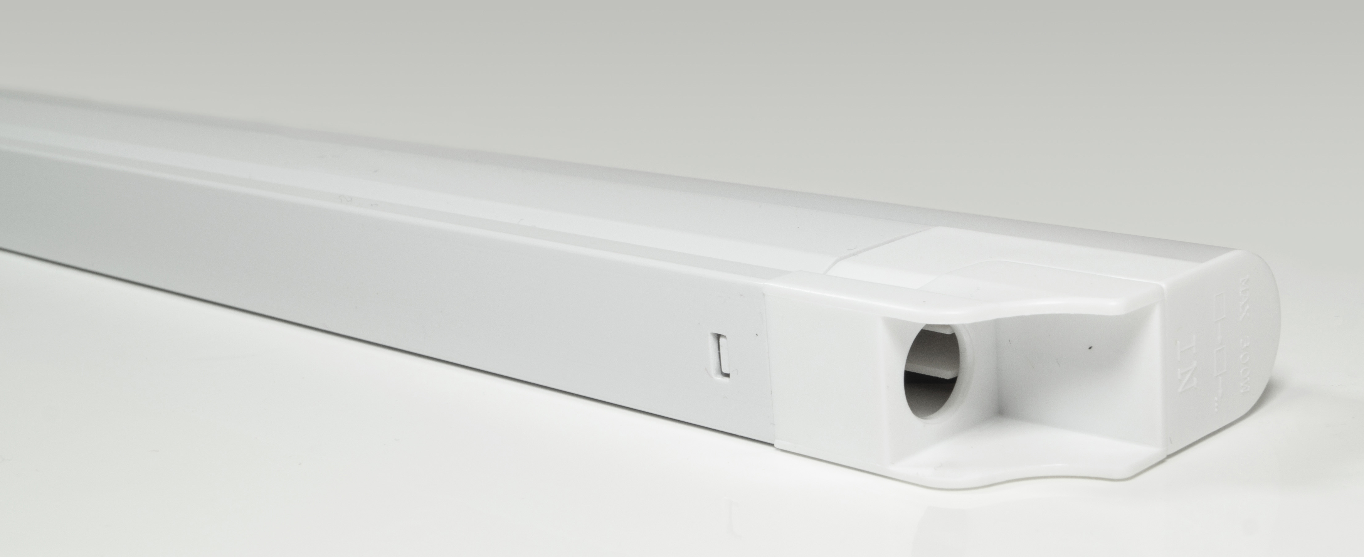 2000188_FreedomPlus_Detail1 Anbauleuchte Freedom Plus