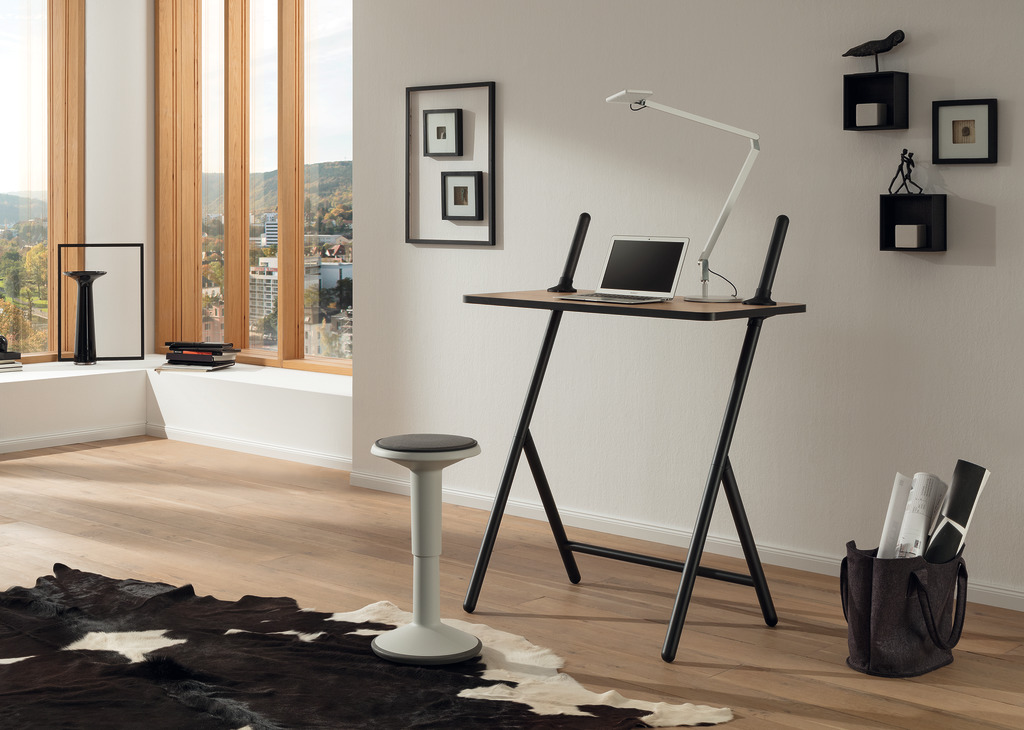 apic-04631322 Tischgestell TH411, mechanisch höhenverstellbar