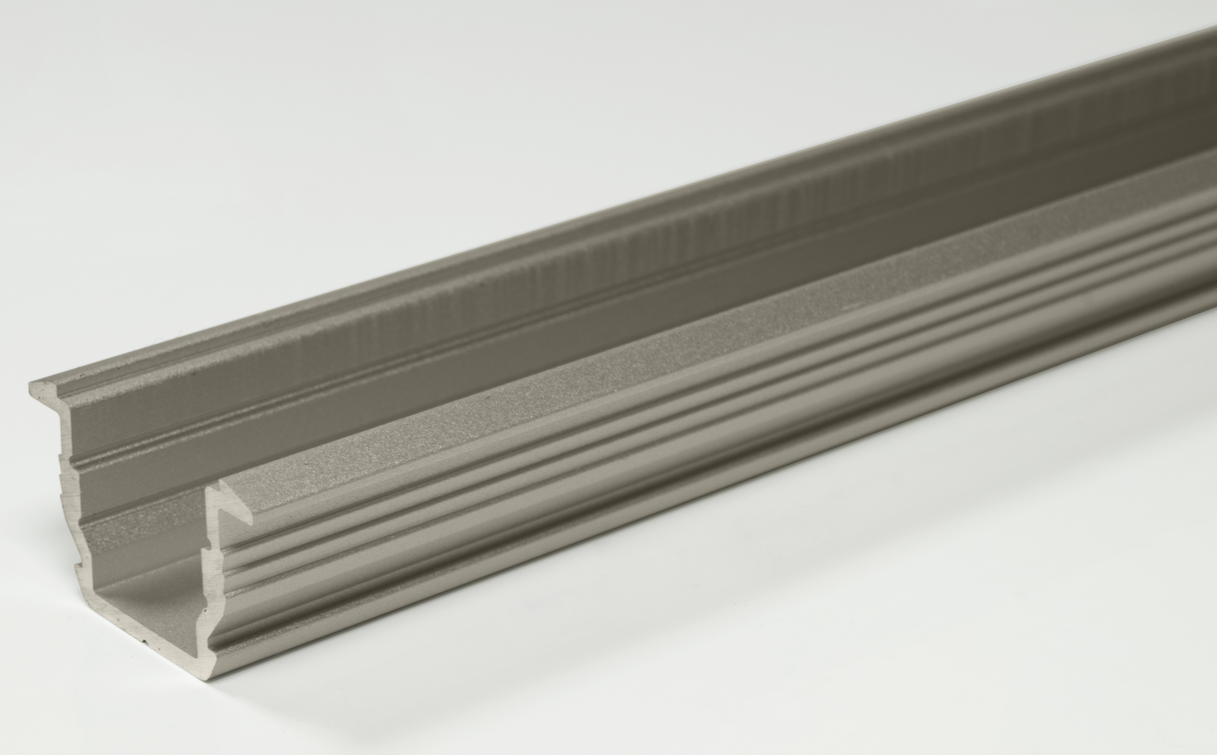 2000093_Profil_ManilaIV